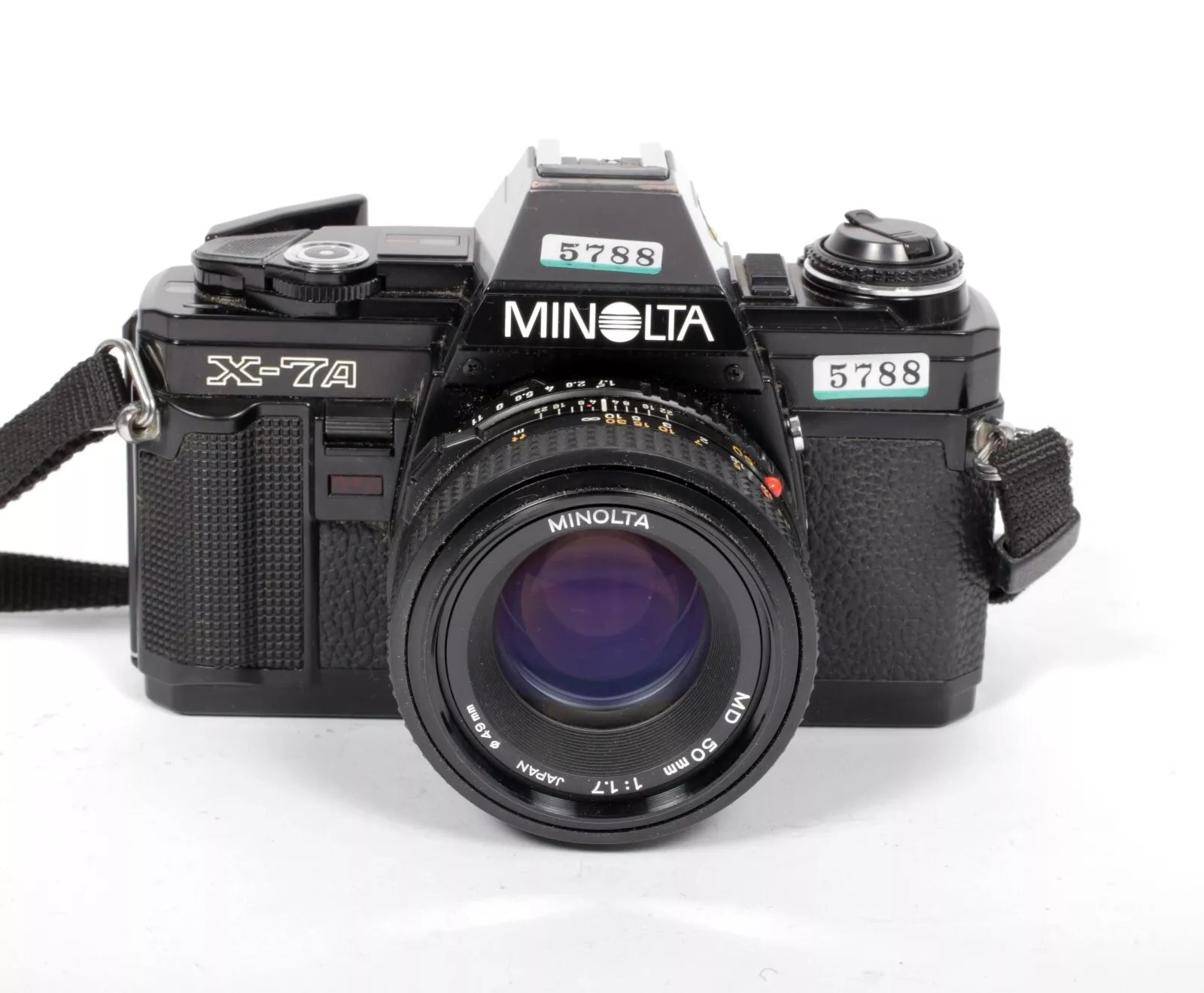 MINOLTA  Ｘ−7 Minolta X-7 35mm SLR Film Camera & MD 50mm f/1.7 Lens Tested